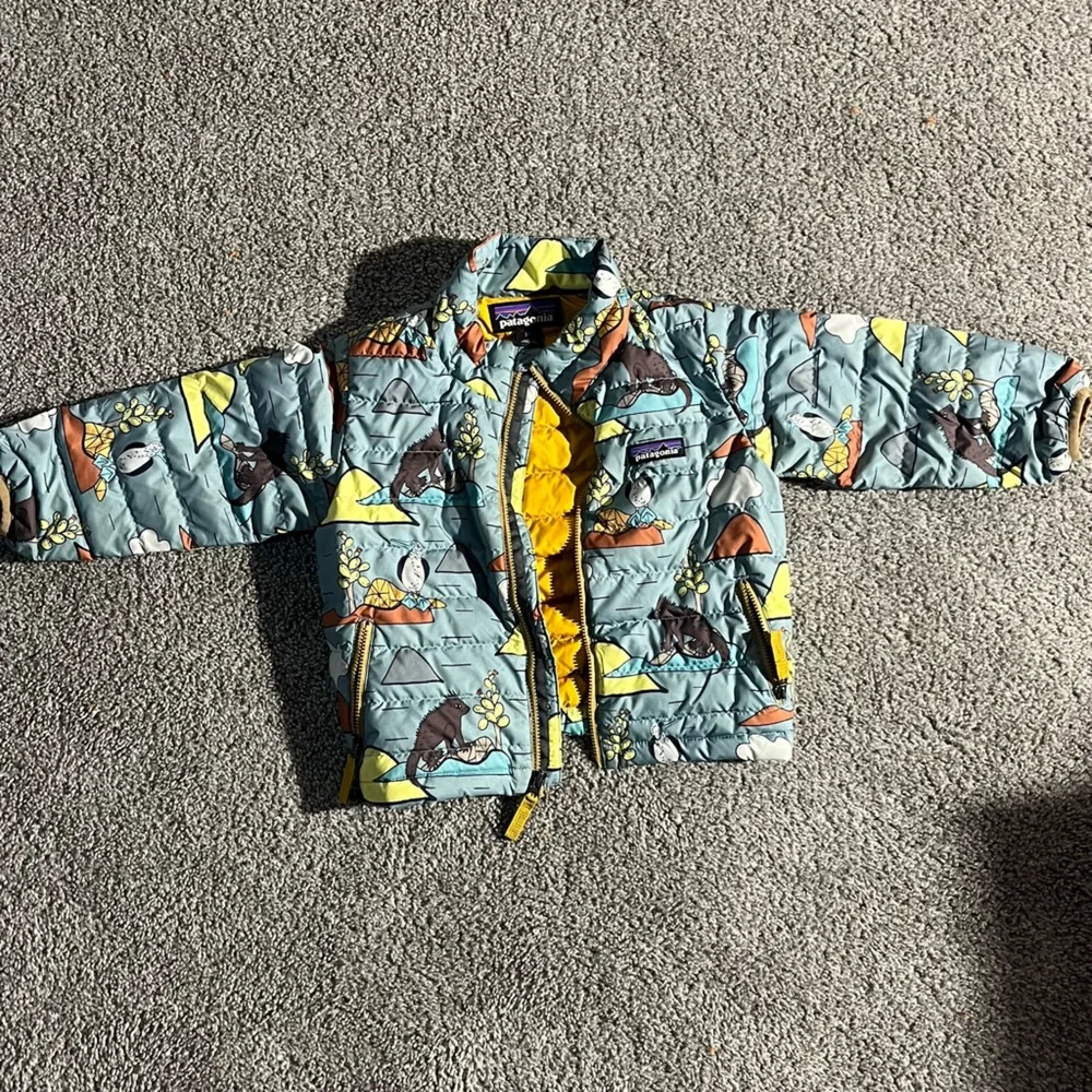 Patagonia Baby Puffer Jacket Reversible Print Insulated Coat - Picture 3 of 7